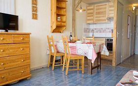 Apartment Le Prariond - Val Claret-6 By Interhome